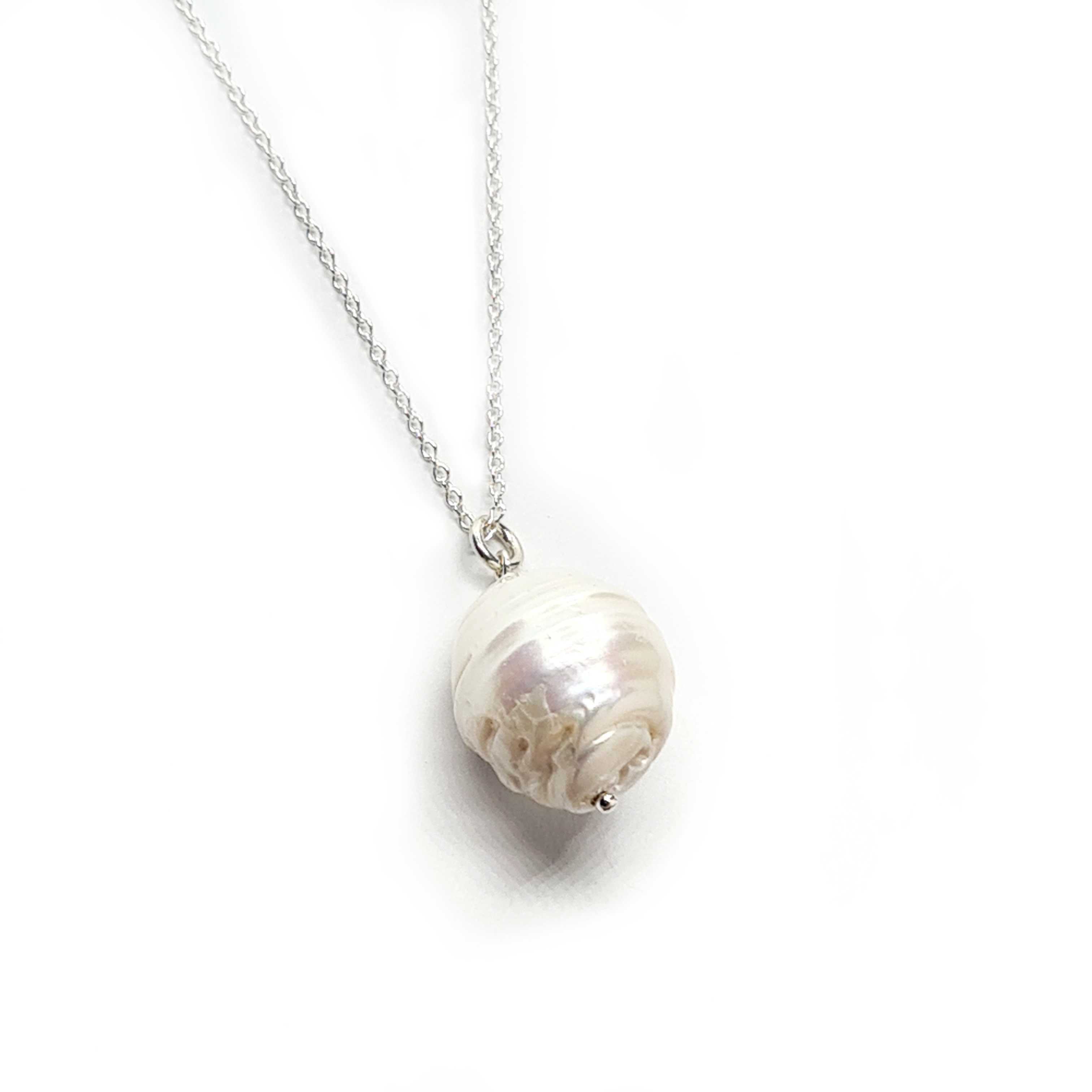 perla-baroca-argintiu